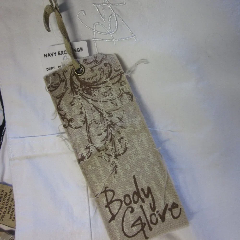 Body Glove White Cotton Shorts Juniors Size 11 NEW  36